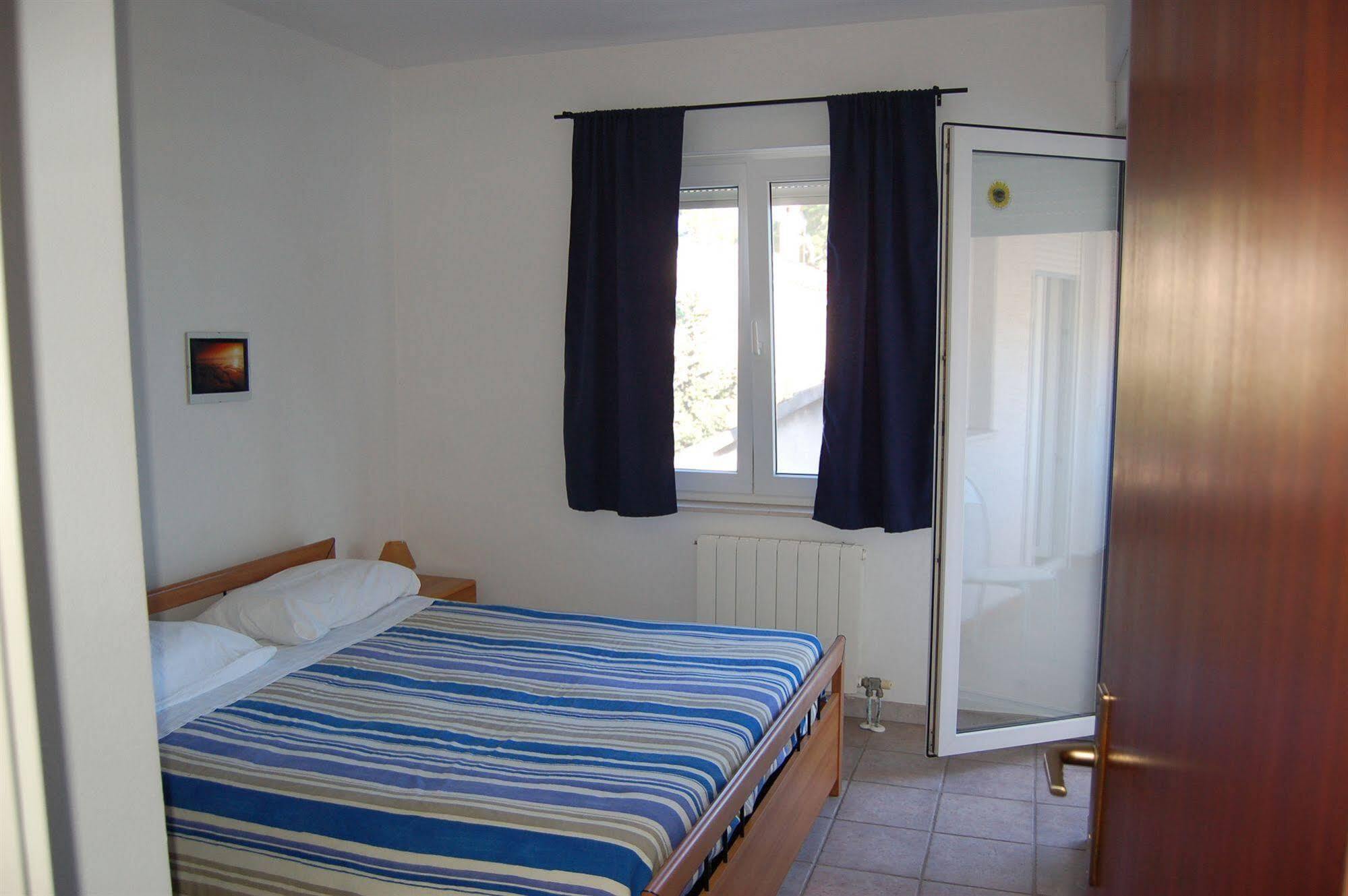 Gorgonia Apartments & Suites Verunić Extérieur photo